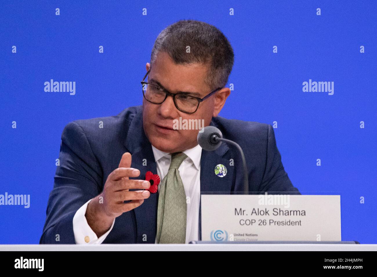 Glasgow, Schottland, Großbritannien. November 2021. IM BILD: COP26-Präsident Alok Sharma hält eine Pressekonferenz zum Thema globale Finanzen ab, um den Klimawandel zu bekämpfen und den globalen Temperatureinsatz unter einem Punkt fünf Grad zu halten. Quelle: Colin Fisher/Alamy Live News Stockfoto