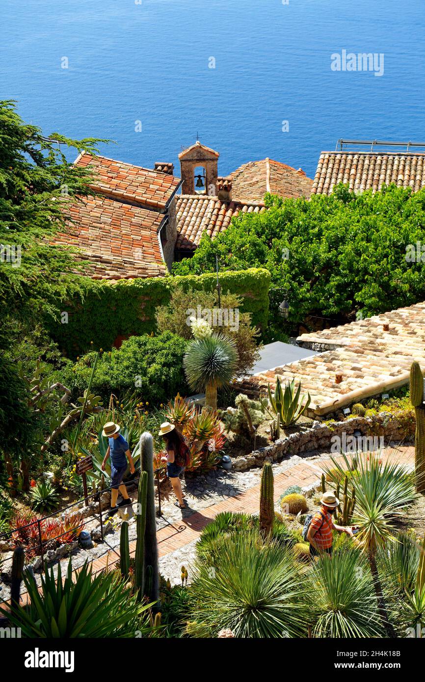 Frankreich, Alpes Maritimes, das Bergdorf Eze und sein Exotic Garden, der als herausragender Garten aufgeführt ist Stockfoto