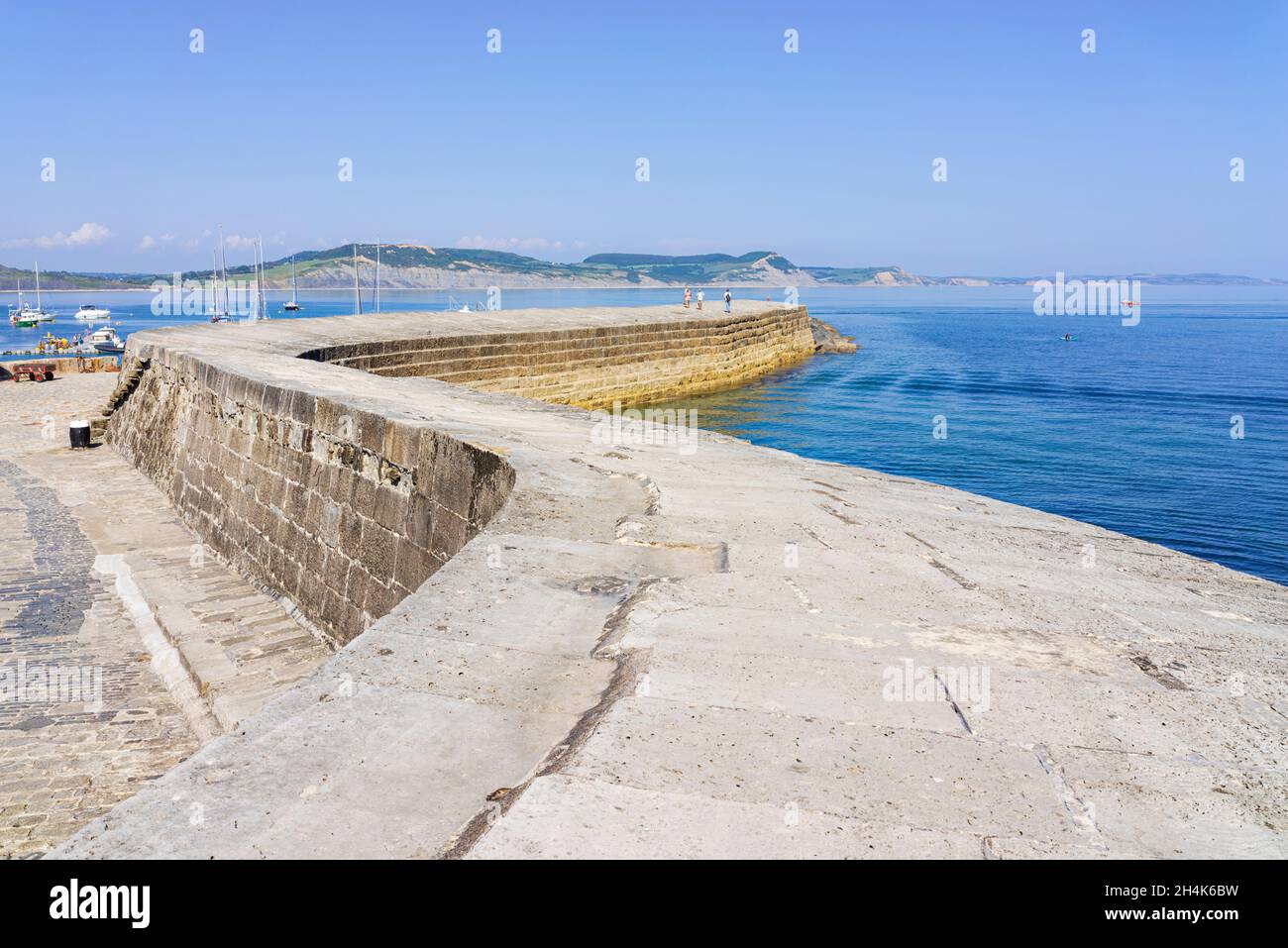 Lyme regis The Cobb Lyme Regis Jurassic Coast The Cobb Harbour Wall Lyme Regis Dorset England GB Europa Stockfoto