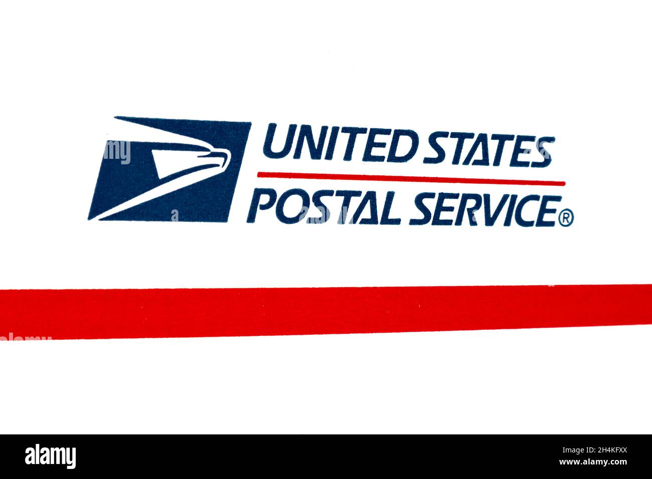 Logo des USPS United States Postal Service auf PRIORITY MAIL Mailing Box Stockfoto