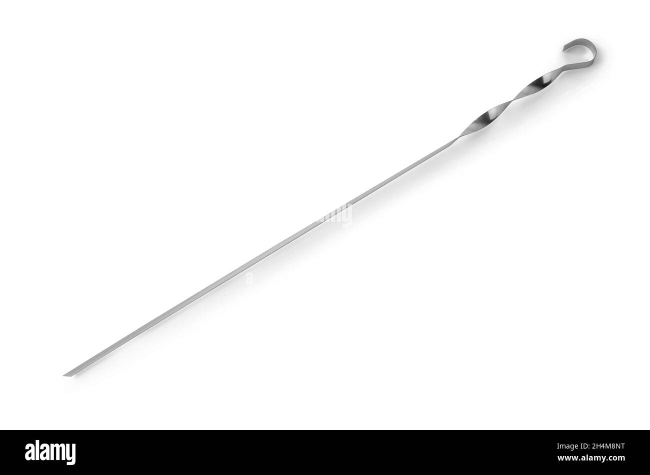 Leere BBQ-Spieße aus Edelstahl isoliert auf weiß isoliert Stockfoto