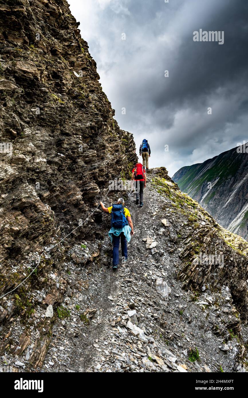 Wandergruppe Auf Dem Klettersteig Des Großglockner In Österreich Stockfoto