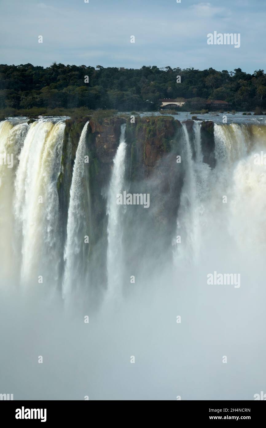 Teufelsschlund (Garganta del Diablo), Iguazu Falls, an der Grenze zwischen Argentinien und Brasilien, Südamerika Stockfoto
