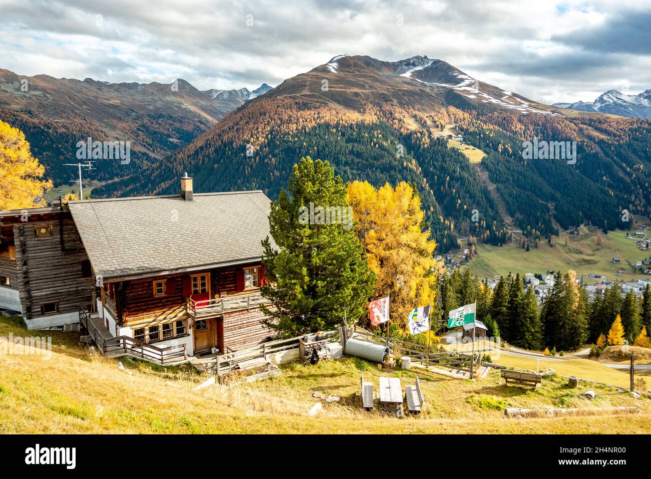 Strela Alp mit Blick Richtung Davos im Herbst 2021 Stockfoto