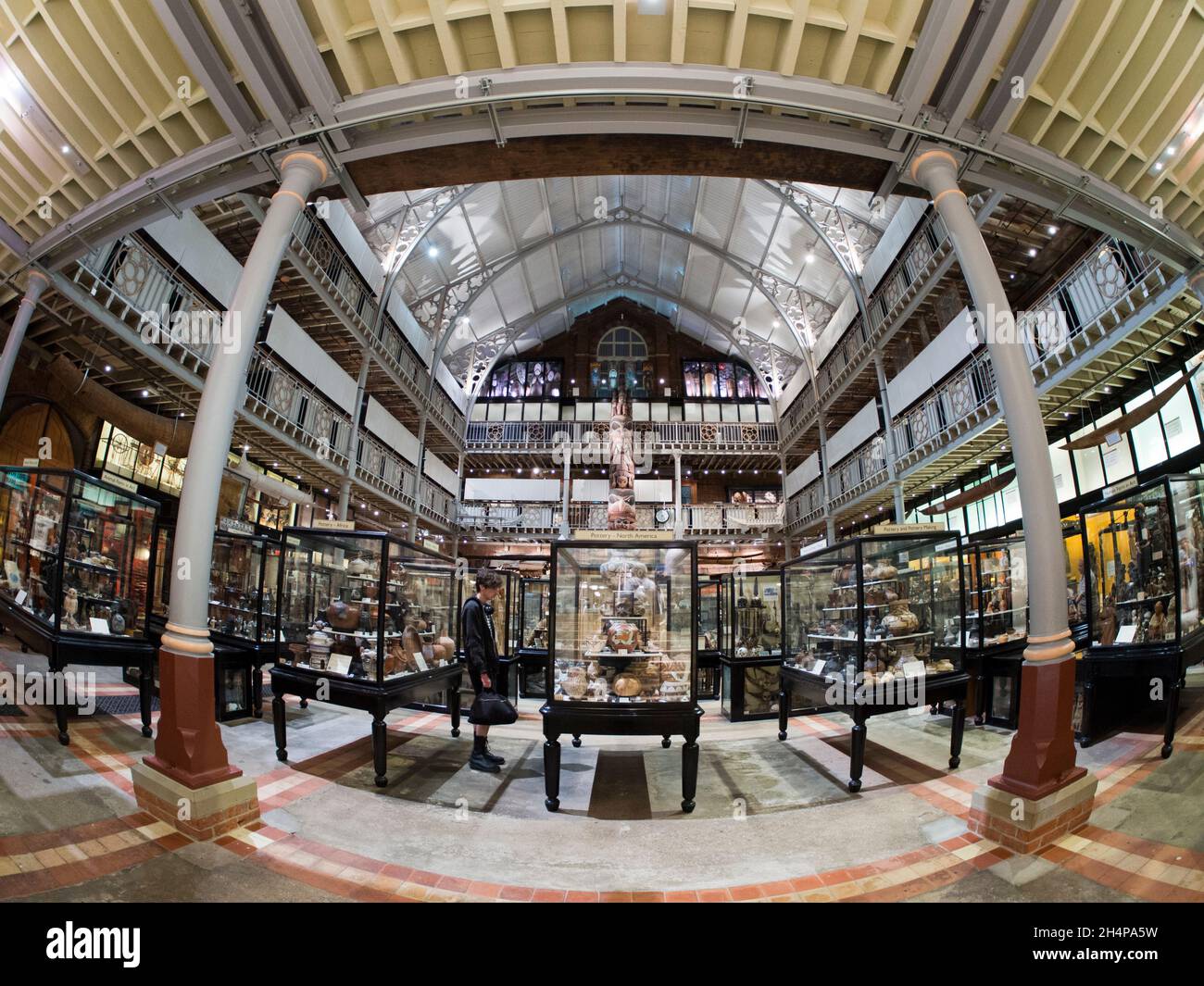 Das Pitt-Museum ist ein Museum, das die archäologischen und anthropologischen Sammlungen der Universität Oxford zeigt. Dieses wunderschöne viktorianische Gebäude Stockfoto