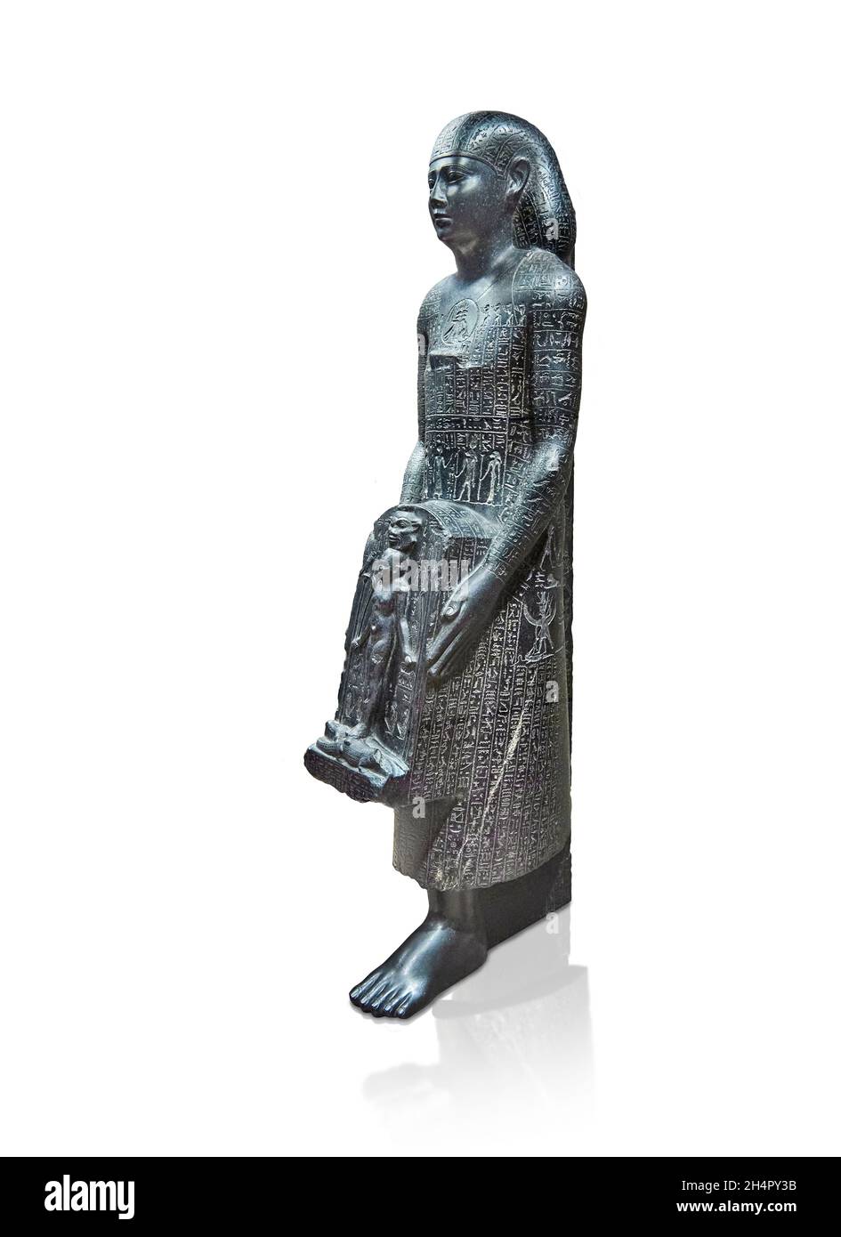 Ägyptische Statue Skulptur Statue von Padimahes ein Priester von Bastet, 399-300 v. Chr., greywack . Museum Louvre Inv E 1077. Mann (stehend, hoher Kilt, Perücke, Präs Stockfoto