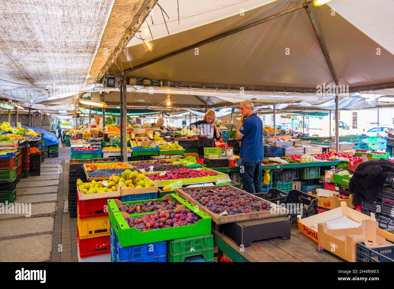 Poznan markt Fotos und Bildmaterial in hoher Auflösung Alamy