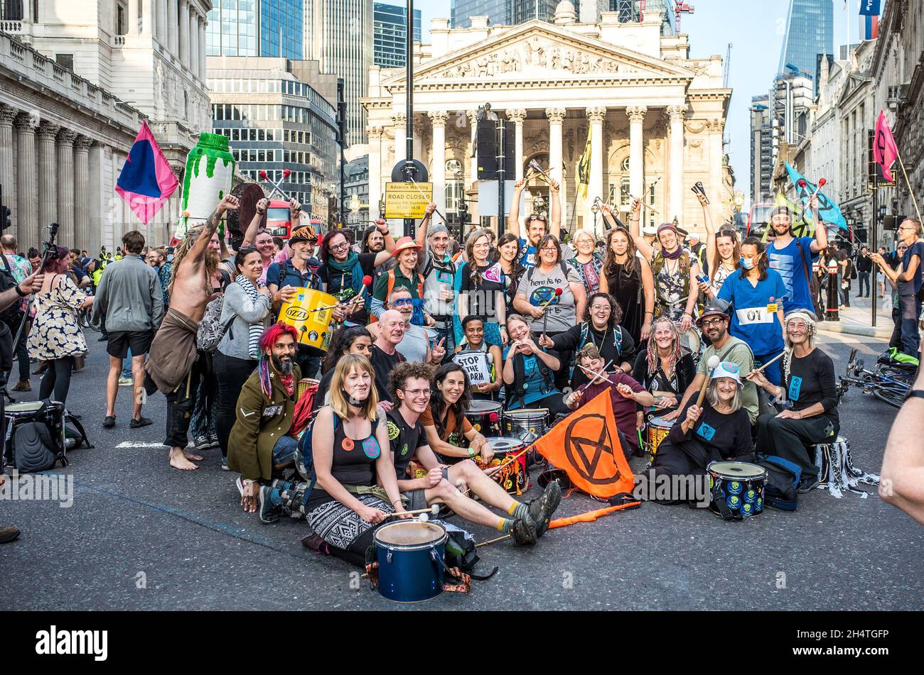 Extinction Rebellion Group vor Bank of England geschossen Stockfoto