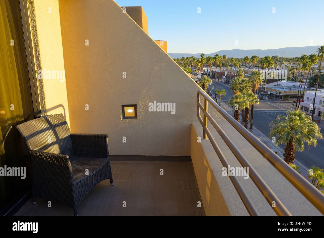 Ein wunderschöner Frühlingstag im Hyatt Hotel in Palm Springs, CA Stockfoto