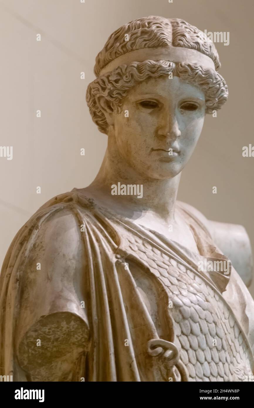 Moskau, Russland. März 2019. Die Lemnische Athene oder Athene Lemnia, eine klassische griechische Statue der Göttin Athene, ausgestellt im Puschkin State Museum of Fine Arts. Quelle: SOPA Images Limited/Alamy Live News Stockfoto