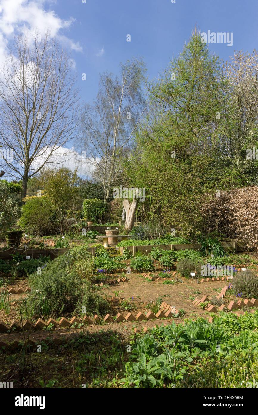 Demonstrationsgarten im National Herb Centre, einem Herbarium und Gartencenter, Warmington, Warwickshire, Großbritannien Stockfoto