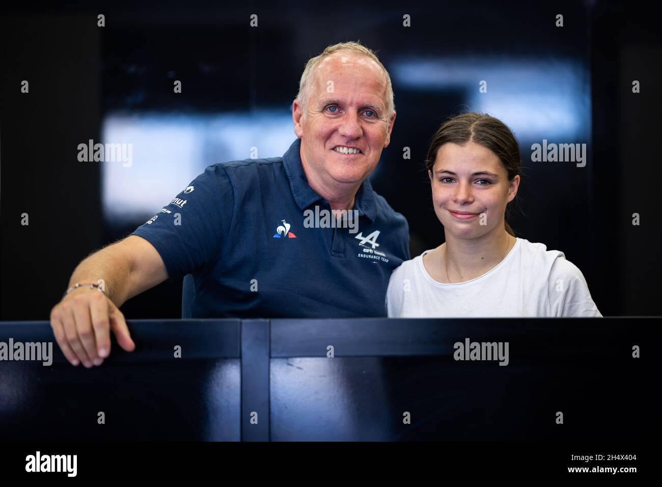 Sakhir, Bahrain. November 2021. Sinault Philippe (Fra), Teamchef und Inhaber von Signatech Racing, Portait- und Rookie-Testfahrer Wadoux Lilou (Fra), Richard Mille Racing Team, Orca 07 - Gibson, Portrait während der 8 Stunden von Bahrain, 6. Lauf der FIA-Langstrecken-Weltmeisterschaft 2021, FIA WEC, auf dem Bahrain International Circuit, Vom 4. Bis 6. November 2021 in Sakhir, Bahrain - Foto: Germain Hazard/DPPI/LiveMedia Kredit: Independent Photo Agency/Alamy Live News Stockfoto