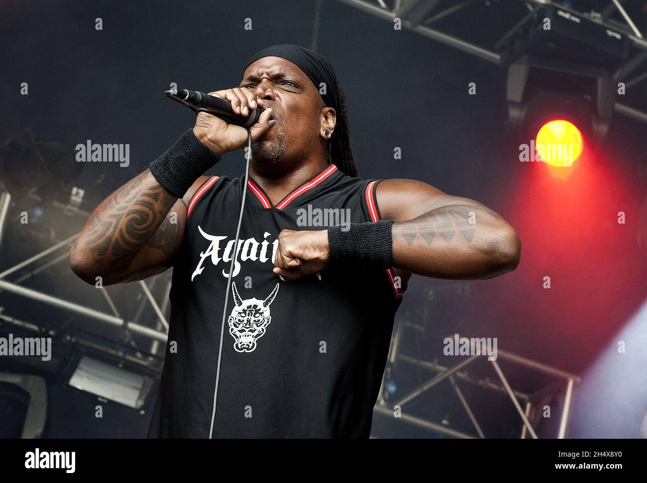 Derrick Green von Sepultura live im Konzert beim Bloodstock Festival 2012 in der Catton Hall in Derbyshire. Stockfoto