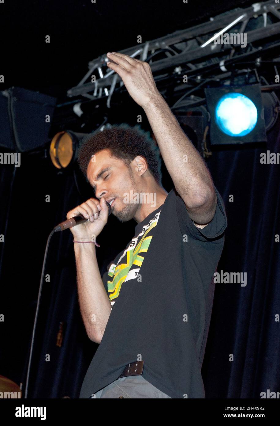 Kingslee James Daley, auch bekannt als Akala, live in einem Konzert an der Academy 3 02 in Birmingham. Stockfoto