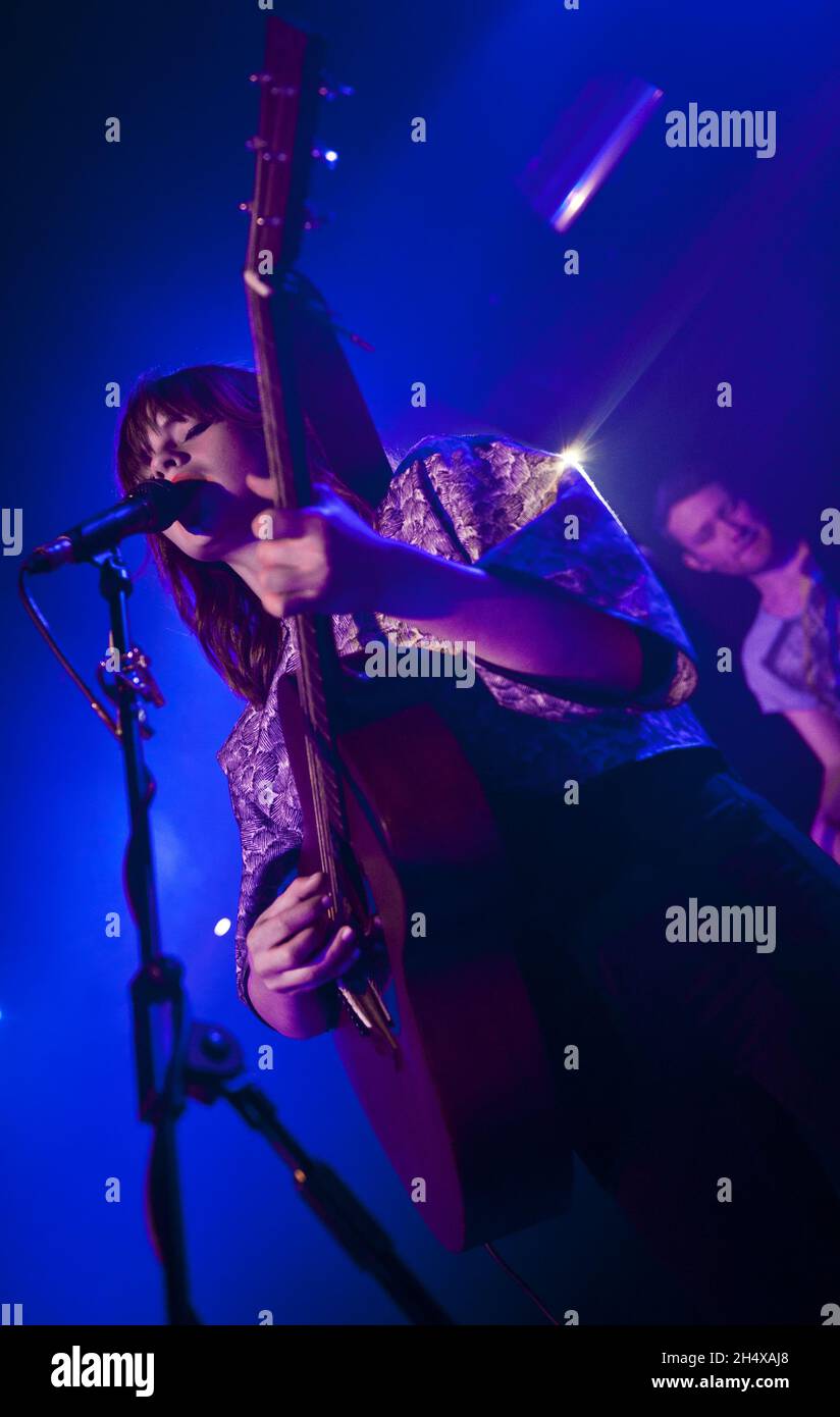 Gabrielle Aplin im Konzert im Institut - Birmingham Stockfoto