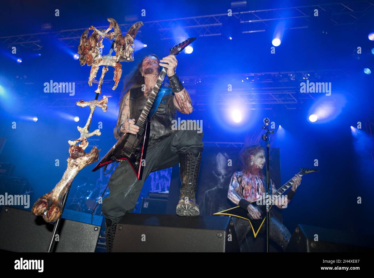 Helmuth von Belphegor tritt am 3. Tag beim Bloodstock Open Air Festival 2013 in der Catton Hall am 11. August 2013 auf der Bühne auf. Stockfoto