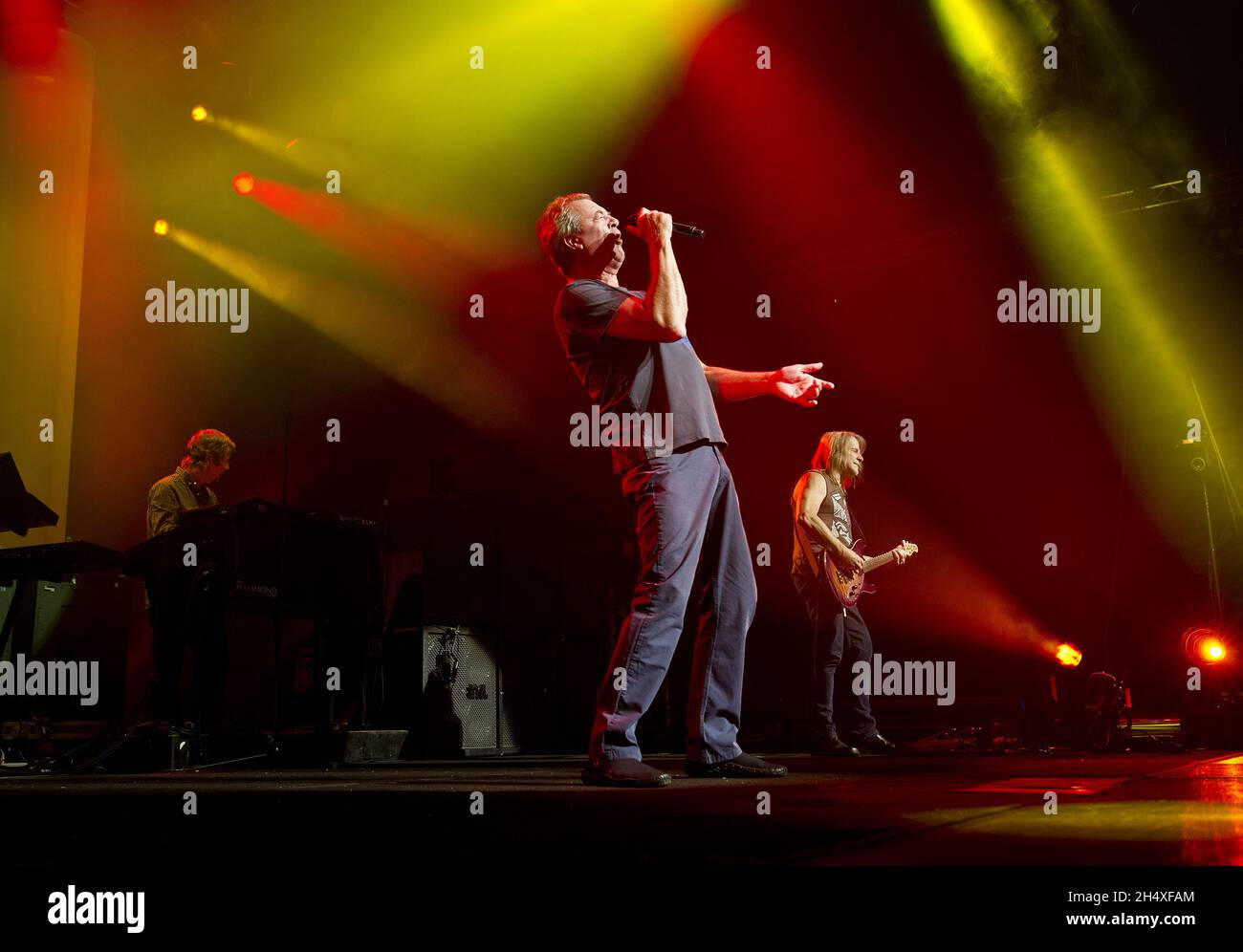 Ian Gillan von Deep Purple tritt live auf der Bühne der National Indoor Arena (NIA) in Birmingham auf Stockfoto