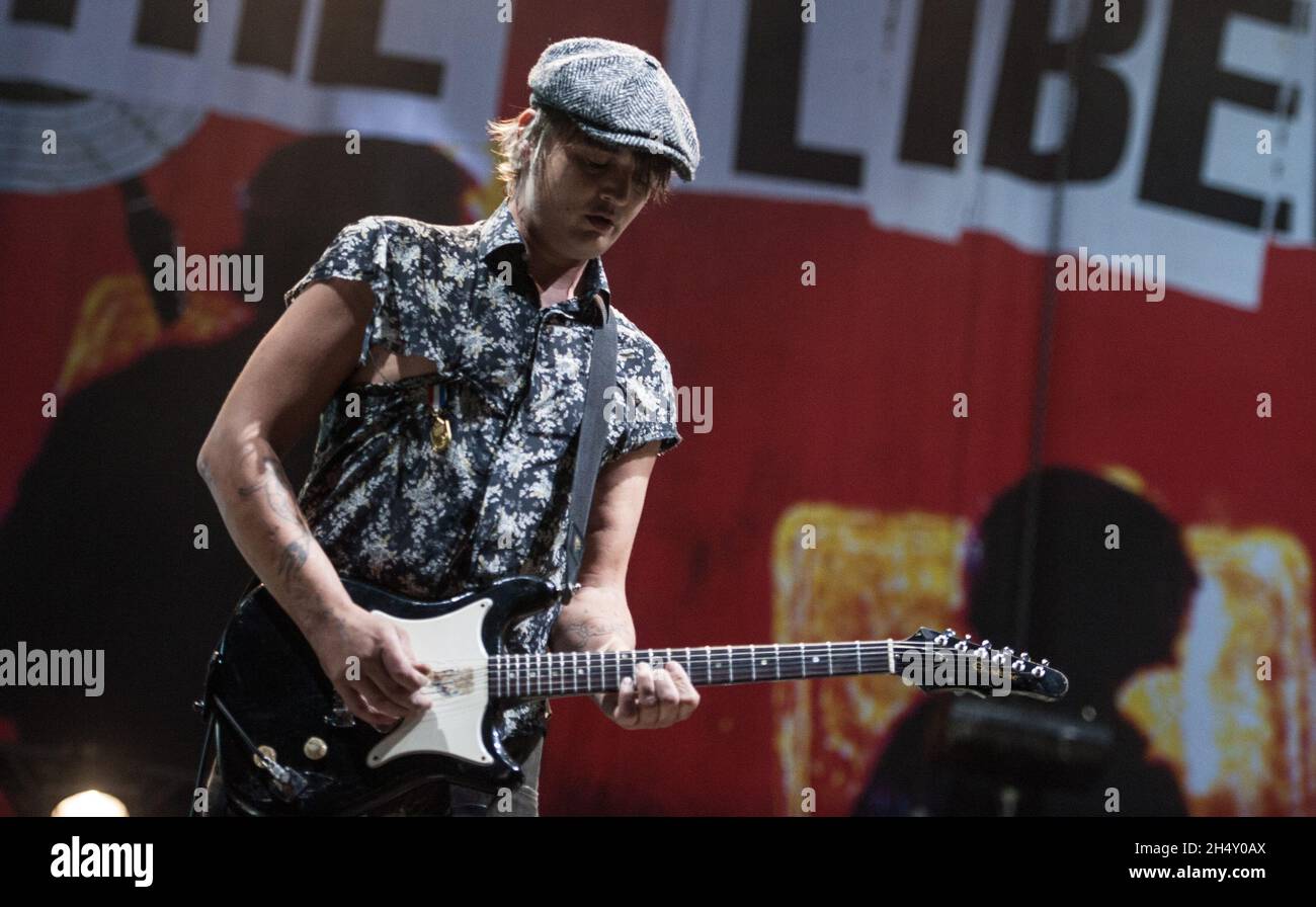 Pete Doherty von den Libertines tritt am 19. Juni 2015 in Hilvarenbeek, Niederlande, live am 1. Tag des Best Kept Secret Festivals auf Stockfoto