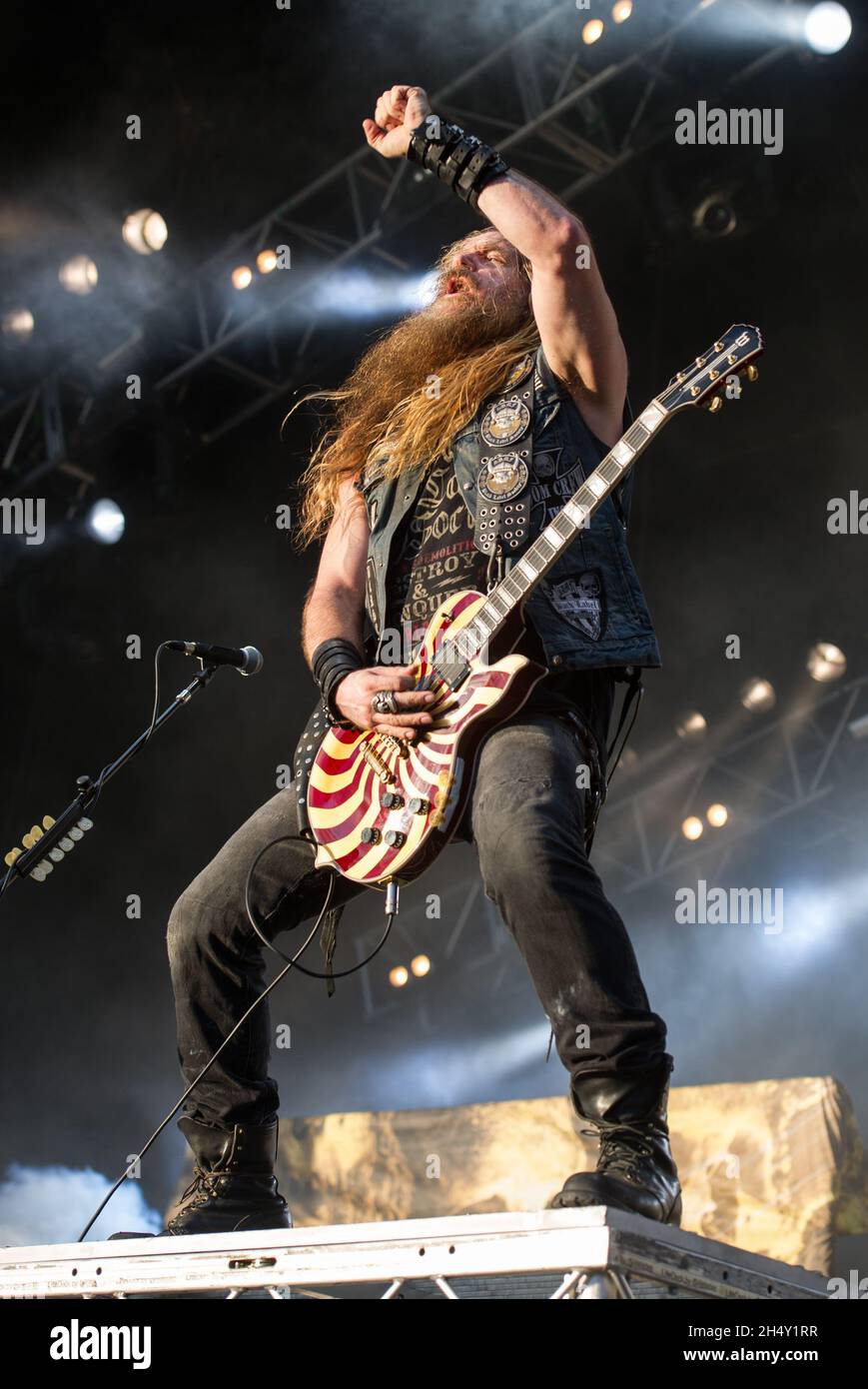 Zakk Wylde von der Black Label Society spielt live auf der Bühne während des Bloodstock Festivals am 09. August 2015 in Catton Hall, Derbyshire, Großbritannien Stockfoto