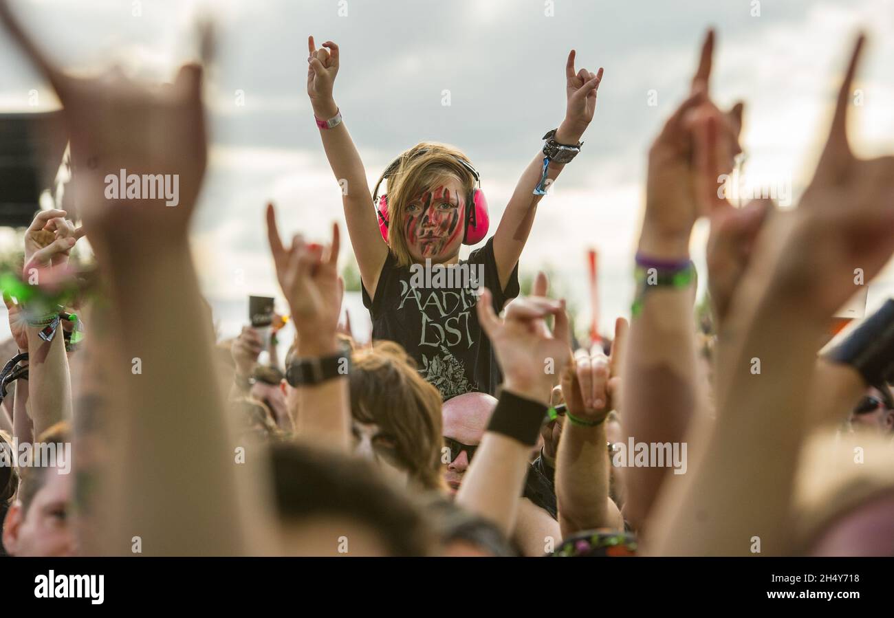 Junger Heavy Metal Fan beim Bloodstock Festival am 13 2016. August in Catton Hall, Großbritannien. Stockfoto