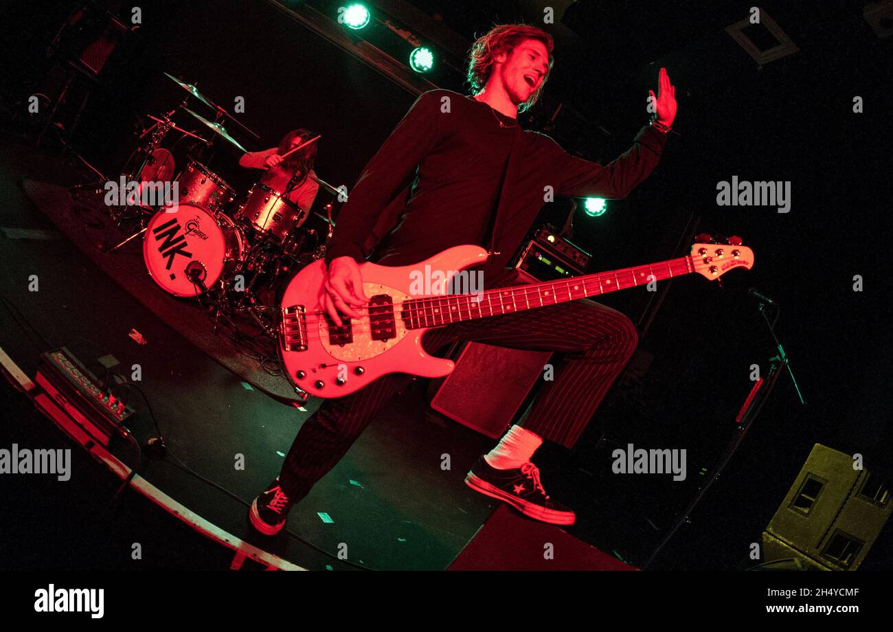 Dougie Poynter of INK. Tritt am 22. Mai 2018 in Wolverhampton, England, auf der Bühne der Slade Rooms auf. Bilddatum: Dienstag, 22. Mai 2018. Foto: Katja Ogrin/ EMPICS Entertainment. Stockfoto