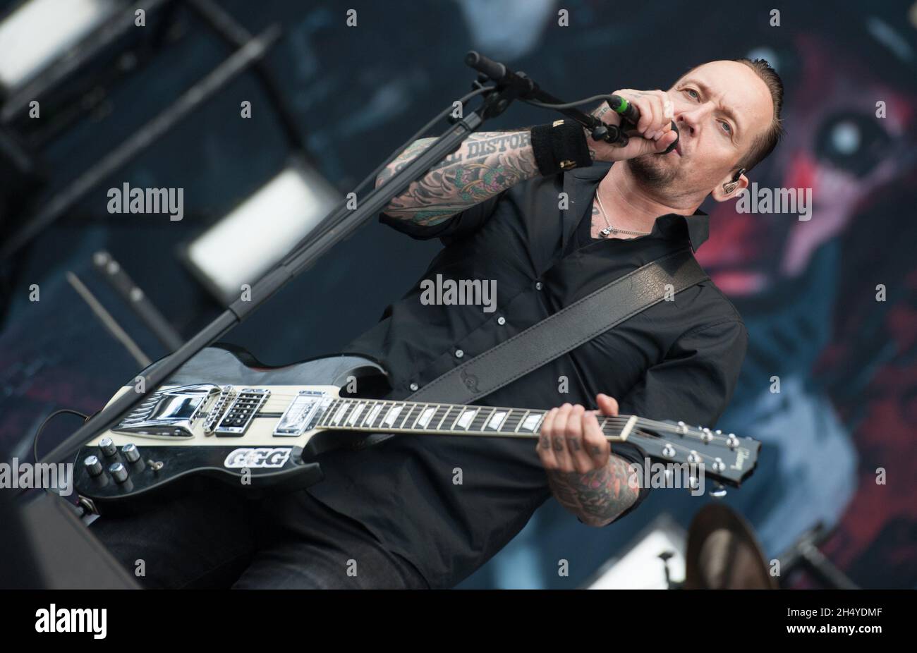 Michael Poulsen von Volbeat tritt am 1. Tag des Download Festivals im Donington Park am 08. Juni 2018 in Castle Donington, England, live auf der Bühne auf. Bilddatum: Freitag, 08. Juni 2018. Foto: Katja Ogrin/ EMPICS Entertainment. Stockfoto