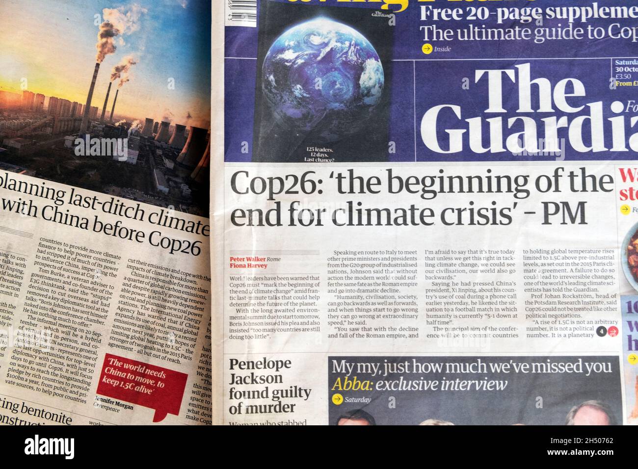 Cop26 headline 'der Anfang vom Ende der Klimakrise' - Boris Johnson PM plant Klimagespräche mit China im Guardian 30 Oct 2021 Großbritannien Stockfoto