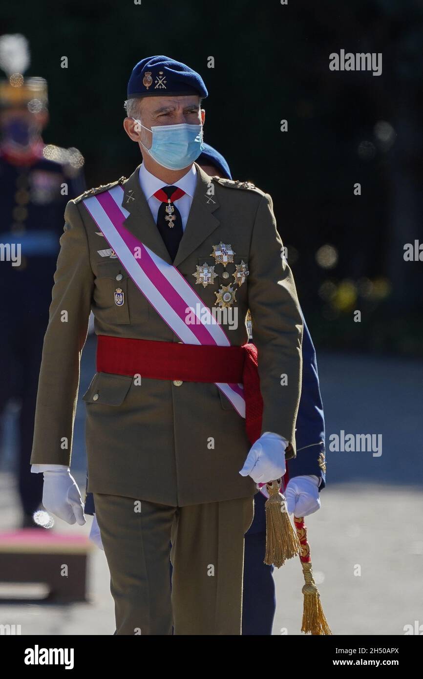 Madrid, Spanien. November 2021. König von Spanien, der spanische König, nimmt an der Vereidigung der neuen königlichen Garde in der Kaserne „El Rey“ der königlichen Garde in El Pardo in Madrid Teil. An diesem Freitag steht König Roelam VI. Der Vereidigung der neuen königlichen Wachmänner vor. (Foto: Atilano Garcia/SOPA Images/Sipa USA) Quelle: SIPA USA/Alamy Live News Stockfoto