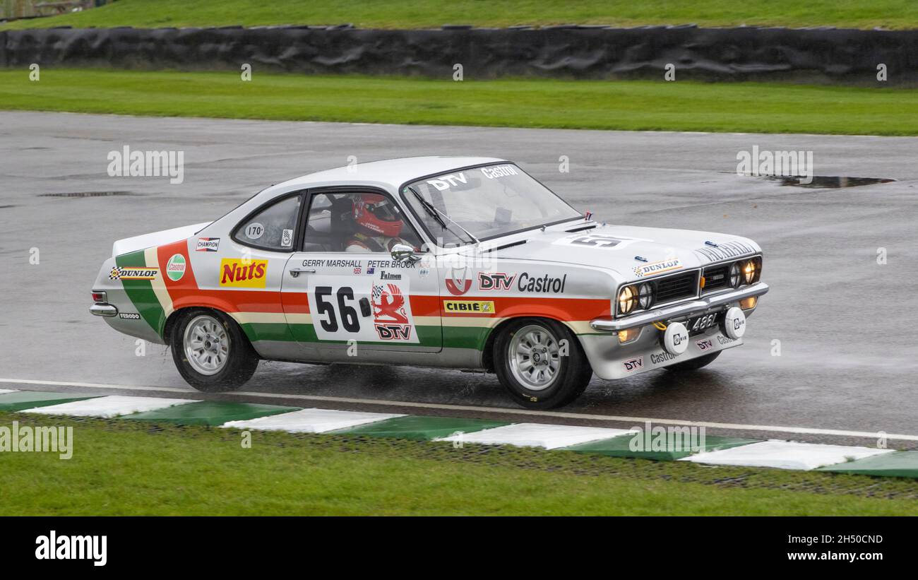 1977 Vauxhall Magnum DTV mit Fahrer Tom Alexander während der Vorläufe der Gerry Marshall Trophy beim Goodwood 78. Mitgliedertreffen, Sussex, Großbritannien. Stockfoto