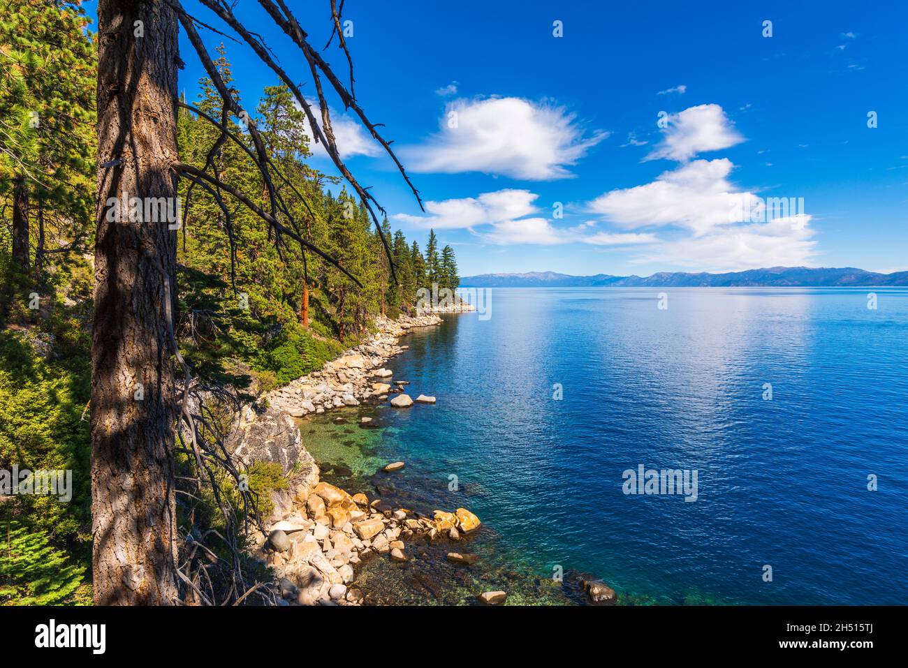 Lake Tahoe vom Rubicon Trail, DL Bliss State Park, Kalifornien, USA Stockfoto