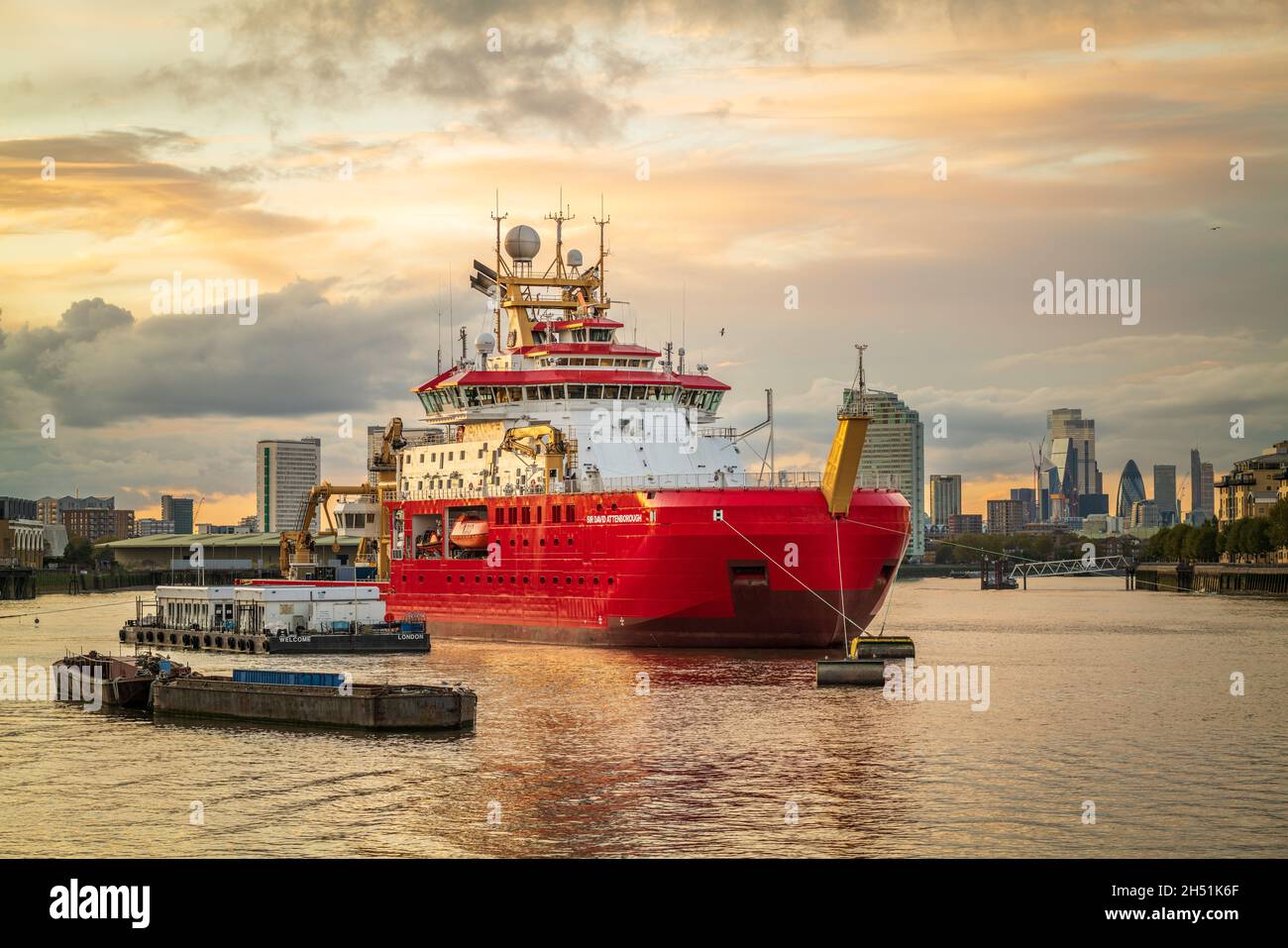 Polarforschungsschiff RRS Sir David Attenborough auf der Themse, Greenwich, London, England, Vereinigtes Königreich, GB Stockfoto
