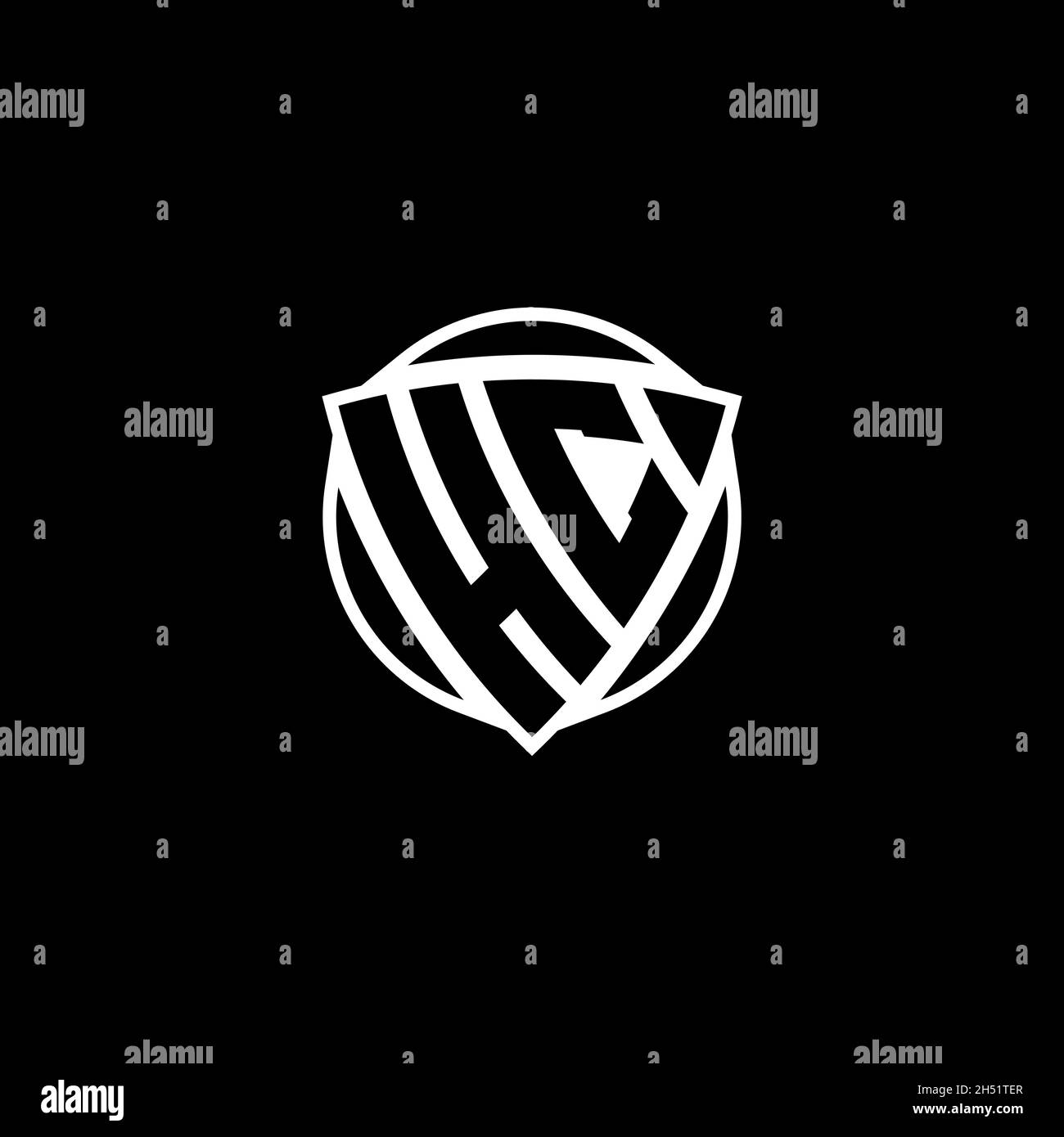 HC Monogram Logo Buchstabe mit Dreieck Schild Form Design isoliert auf weißem Hintergrund. Radioaktives Logo, Dreieck radioaktiv und Schildform Stock Vektor