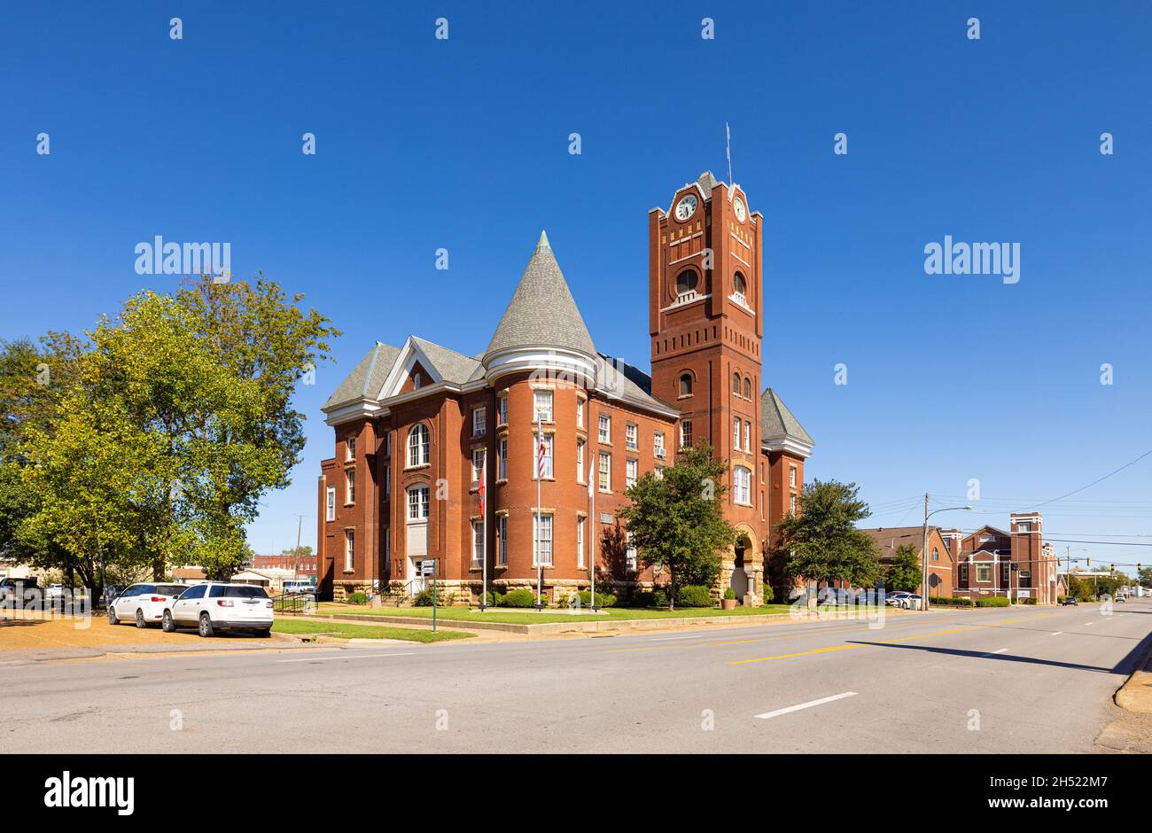 Newport, Arkansas, USA - 18. Oktober 2021: Das historische Jackson County Courthouse Stockfoto