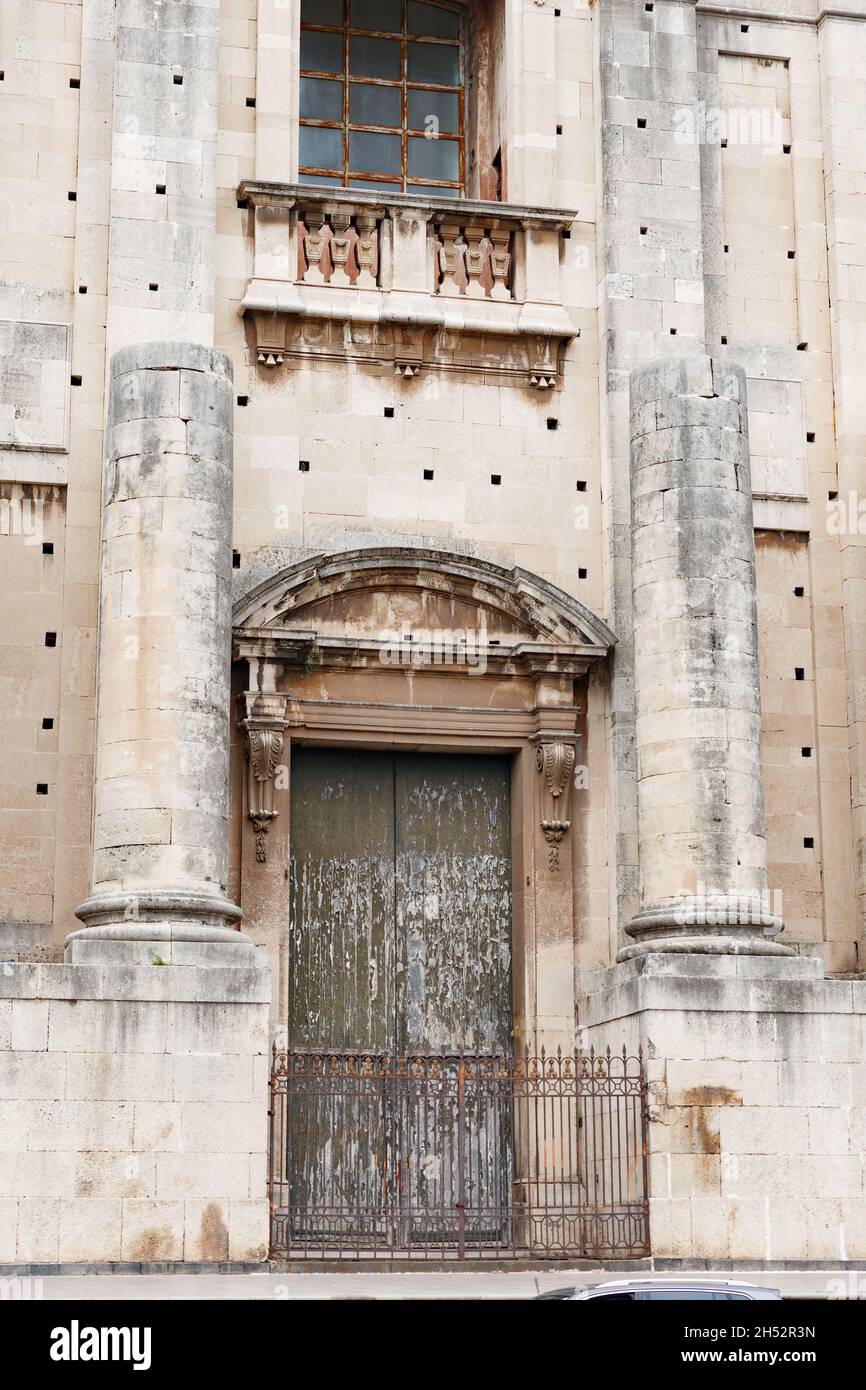 CATANIA, ITALIEN - 16. Mai 2019: Kreuzgang des Benediktinerklosters San Nicolo l'Arena in Catania, Sizilien. Ein Juwel des späten sizilianischen Barock st Stockfoto