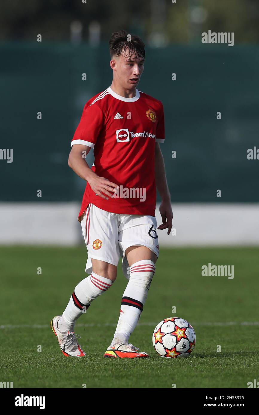 Bergamo, Italien, 2. November 2021. Martin Svidersky von Manchester United während des UEFA Youth League-Spiels im Centro Sportivo Bortolotti, Bergamo. Bildnachweis sollte lauten: Jonathan Moscrop / Sportimage Stockfoto