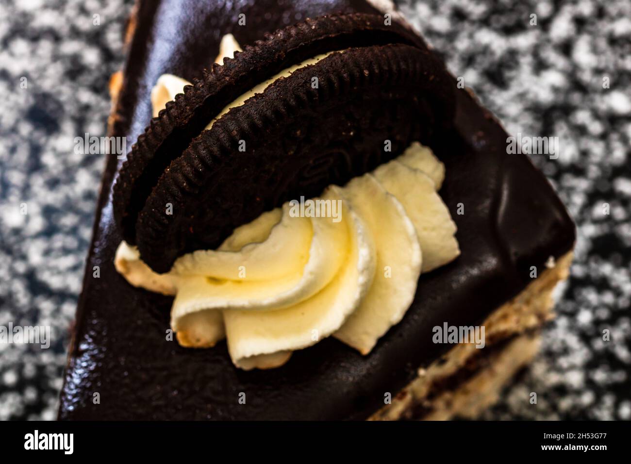 Dessert mit frischer Schokoladenmousse Stockfoto