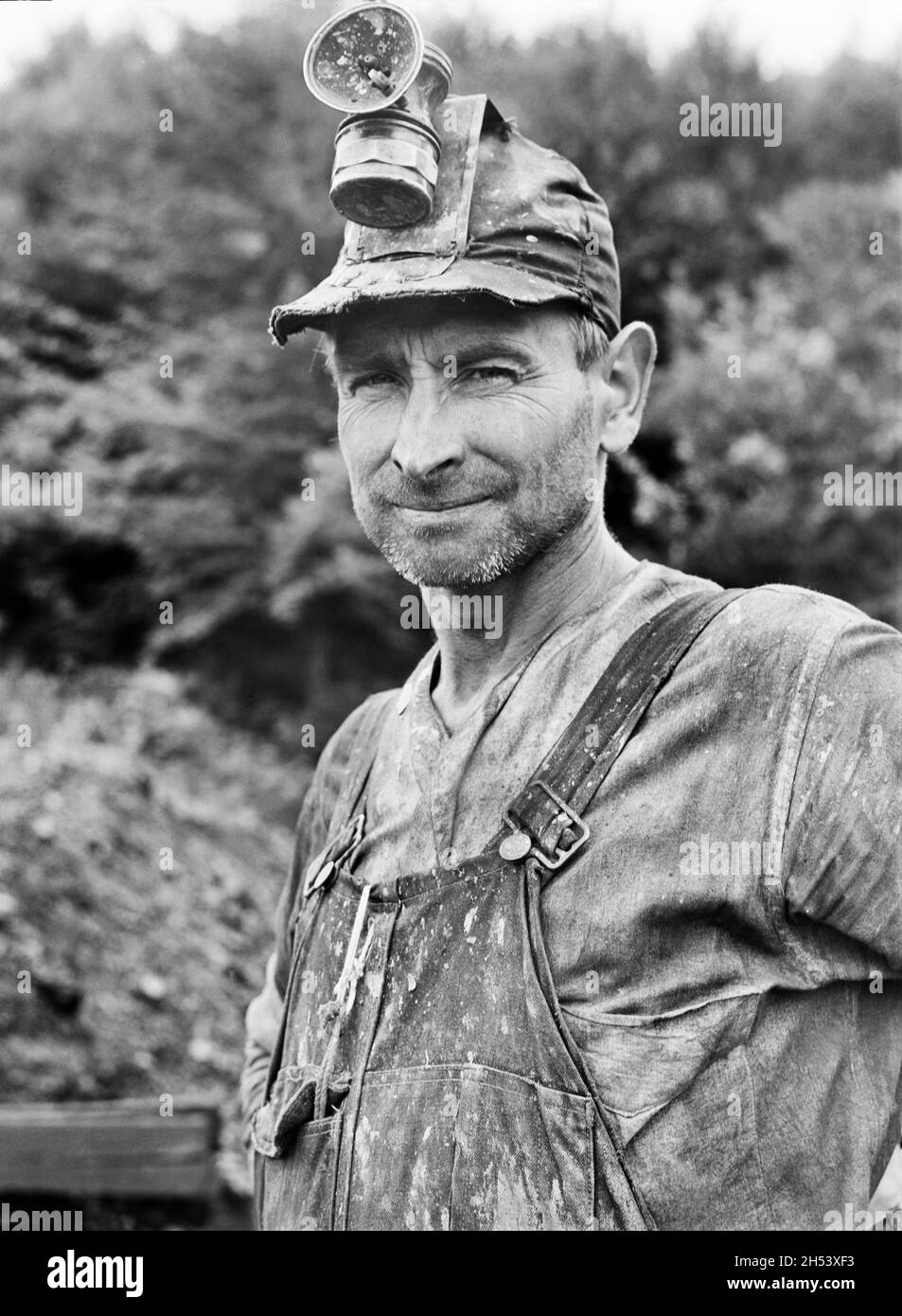 William Giles, Miner-Farmer, Head and Shoulders Portrait, Union Township, Pennsylvania, USA, Jack Delano, U.S. Farm Security Administration, Fotosammlung des US Office of war Information, August 1940 Stockfoto