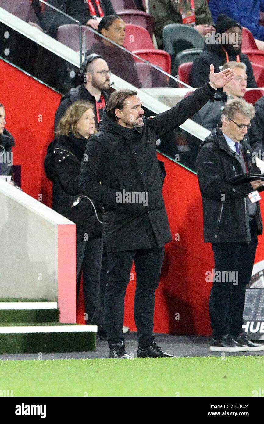 London, Großbritannien. November 2021. Norwich City managerÊDaniel Farke während des Premier League-Spiels zwischen Brentford und Norwich City im Brentford Community Stadium am 6. November 2021 in London, England. (Foto von Mick Kearns/phcimages.com) Credit: PHC Images/Alamy Live News Stockfoto