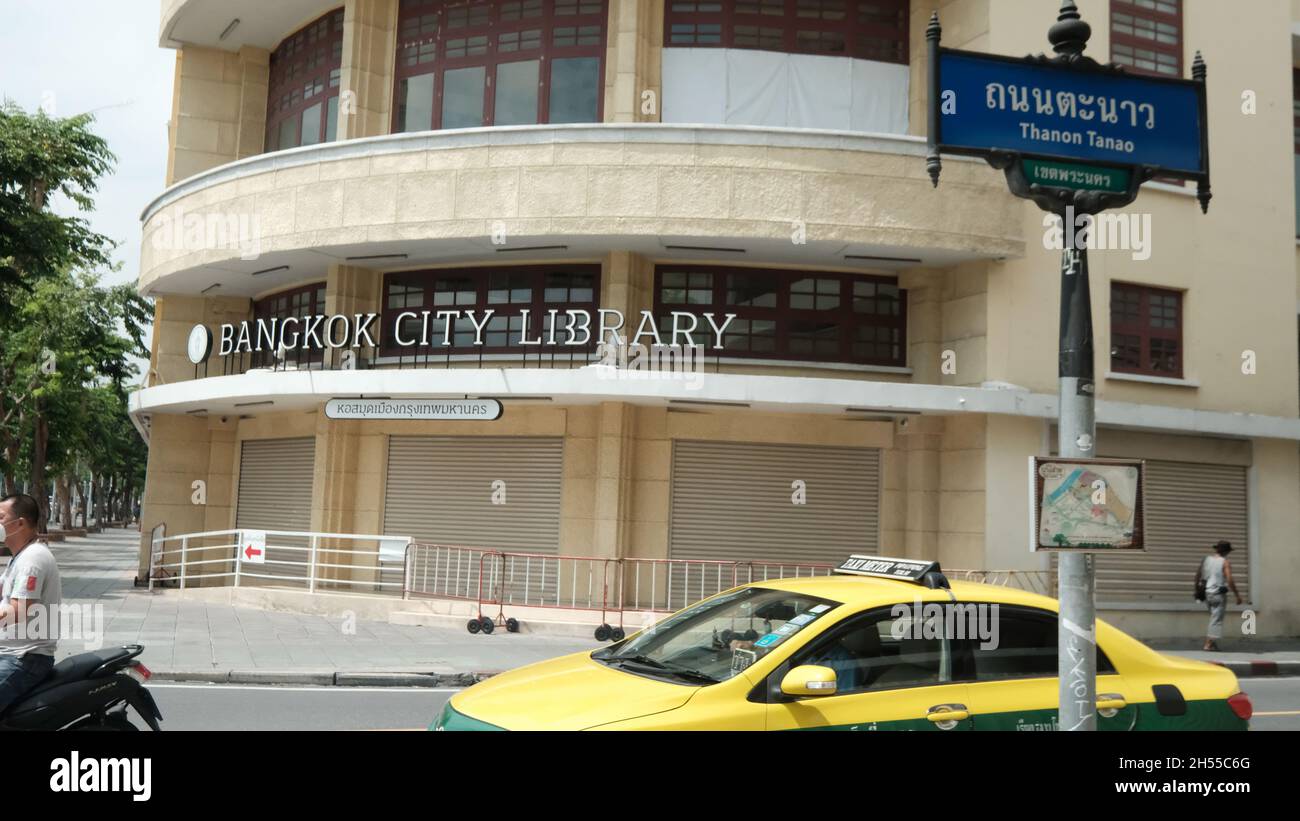 Die Bangkok City Library Ratchadamnoen Klang Road an der Kreuzung Khok Wua im Phra Nakhon District Bangkok. UNESCO World Book Capital Stockfoto