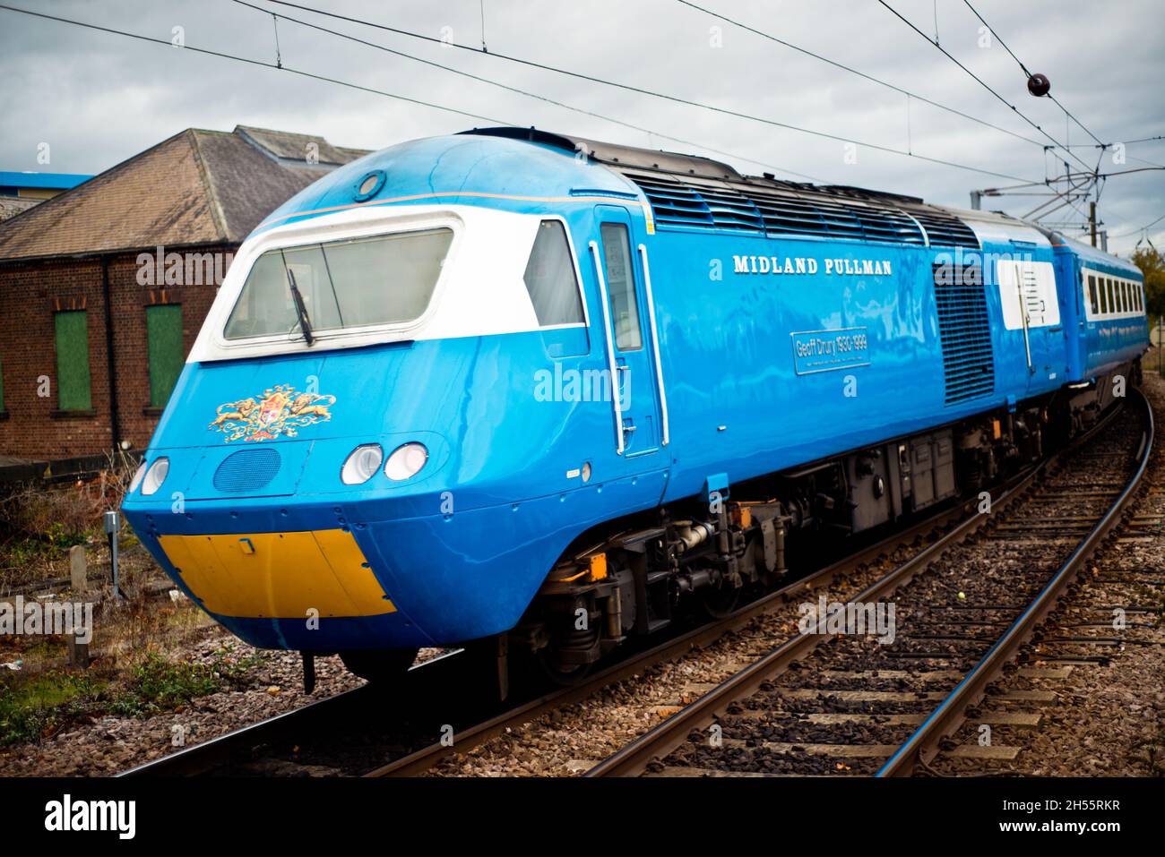 Blue Pullman fährt ab York mit dem Zug A nach Whitby, North Yorksire, 6. November 2021 Stockfoto