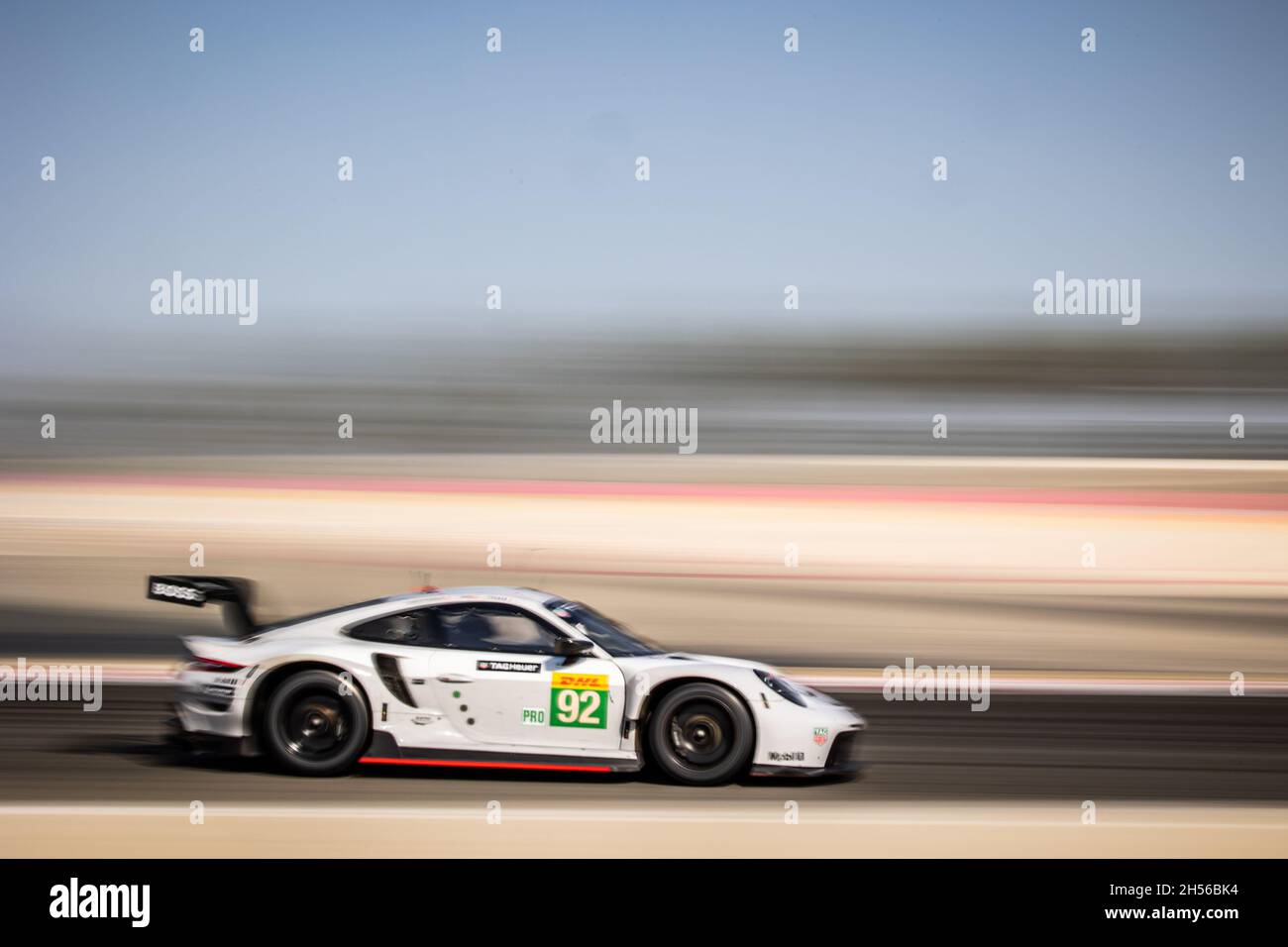 92 Estre Kevin (Fra), Jani Neel (che), Christensen Michael (dnk), Porsche GT Team, Porsche 911 RSR - 19, Aktion während der FIA-Langstrecken-Weltmeisterschaft 2021, FIA WEC, auf dem Bahrain International Circuit, am 7. November 2021 in Sakhir, Bahrain - Foto: Germain Hazard/DPPI/LiveMedia Stockfoto