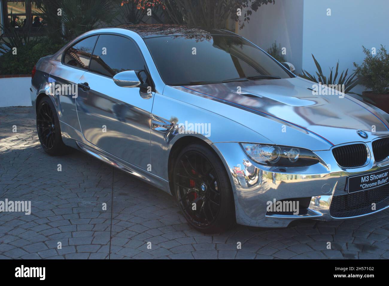 BMW M3 Coupe Chrome Bullet auf dem Display im Ascari Race Resort. Malaga, Spanien. Stockfoto