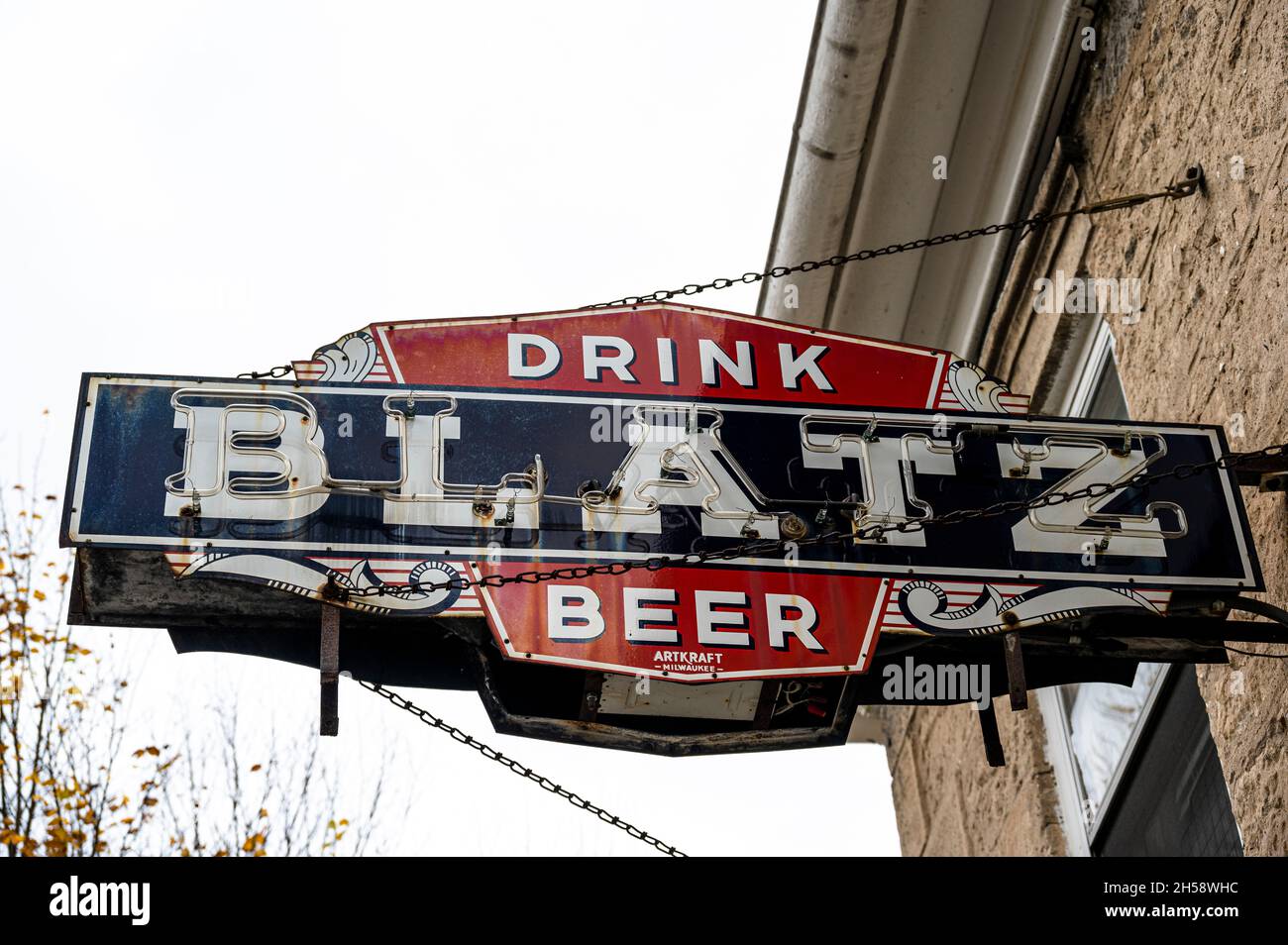Old Milwaukee, WI Brauunternehmen Zeichen für Blaze Beer Stockfoto