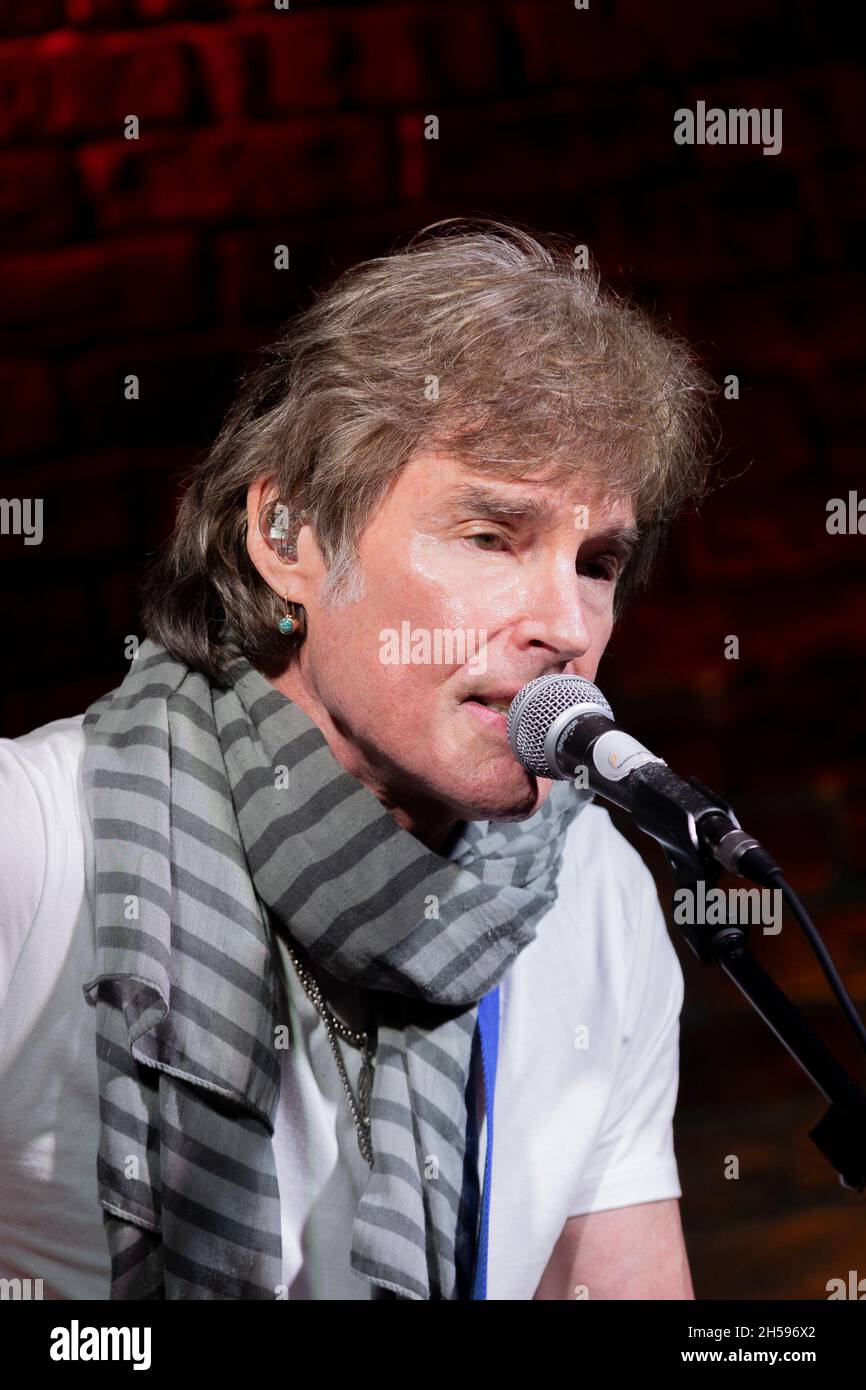 Treviglio Bergamo Italien 07. November 2021 Ronn Moss - live im Revel Theatre Pub © Andrea Ripamonti / Alamy Stockfoto