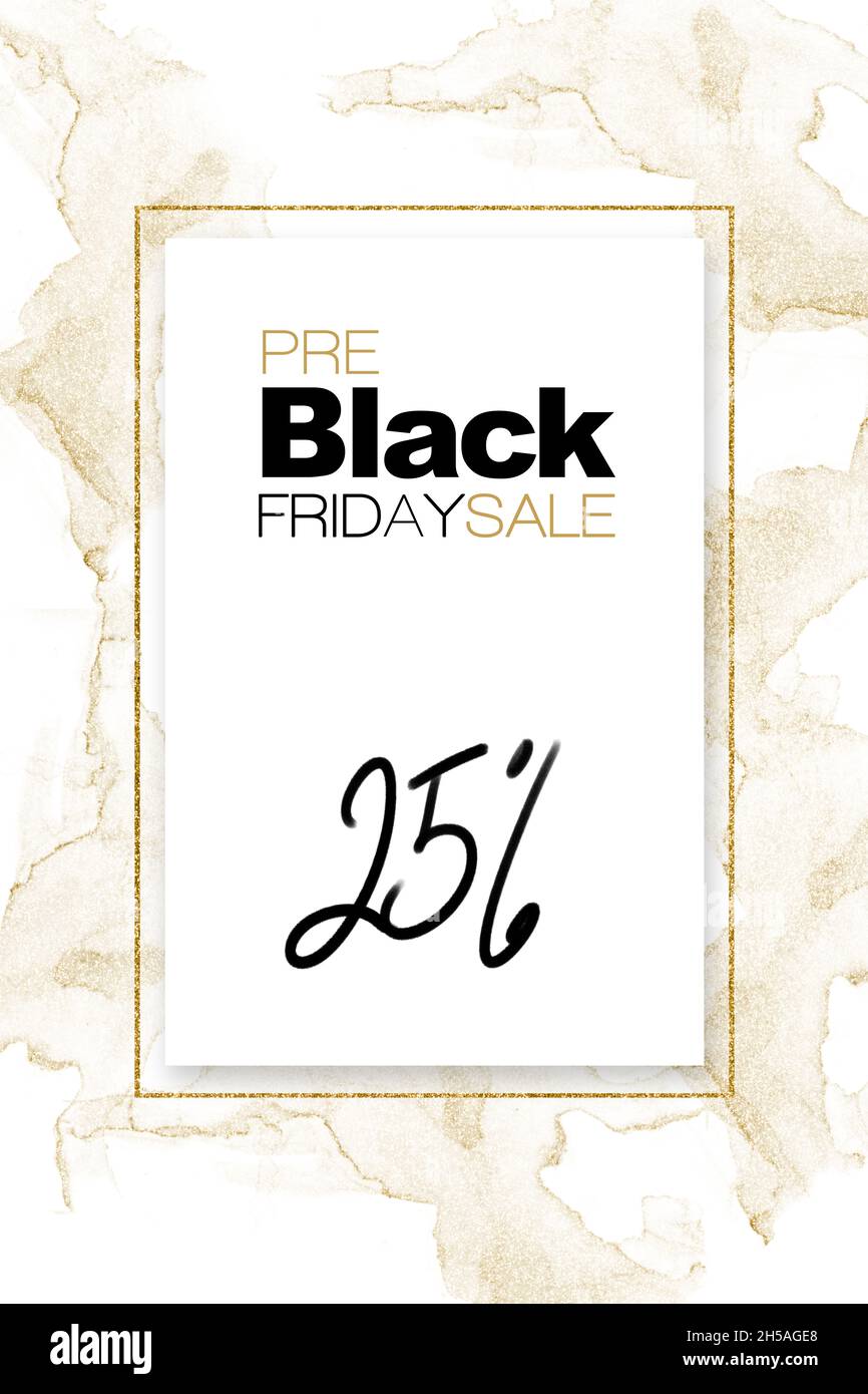 Angebot vor dem Black Friday. Stilvolles Design mit Marmoreffekt. Kreatives Poster- oder Etikettendesign mit goldenem Glitzerrahmen für 25 % Rabatt Stockfoto