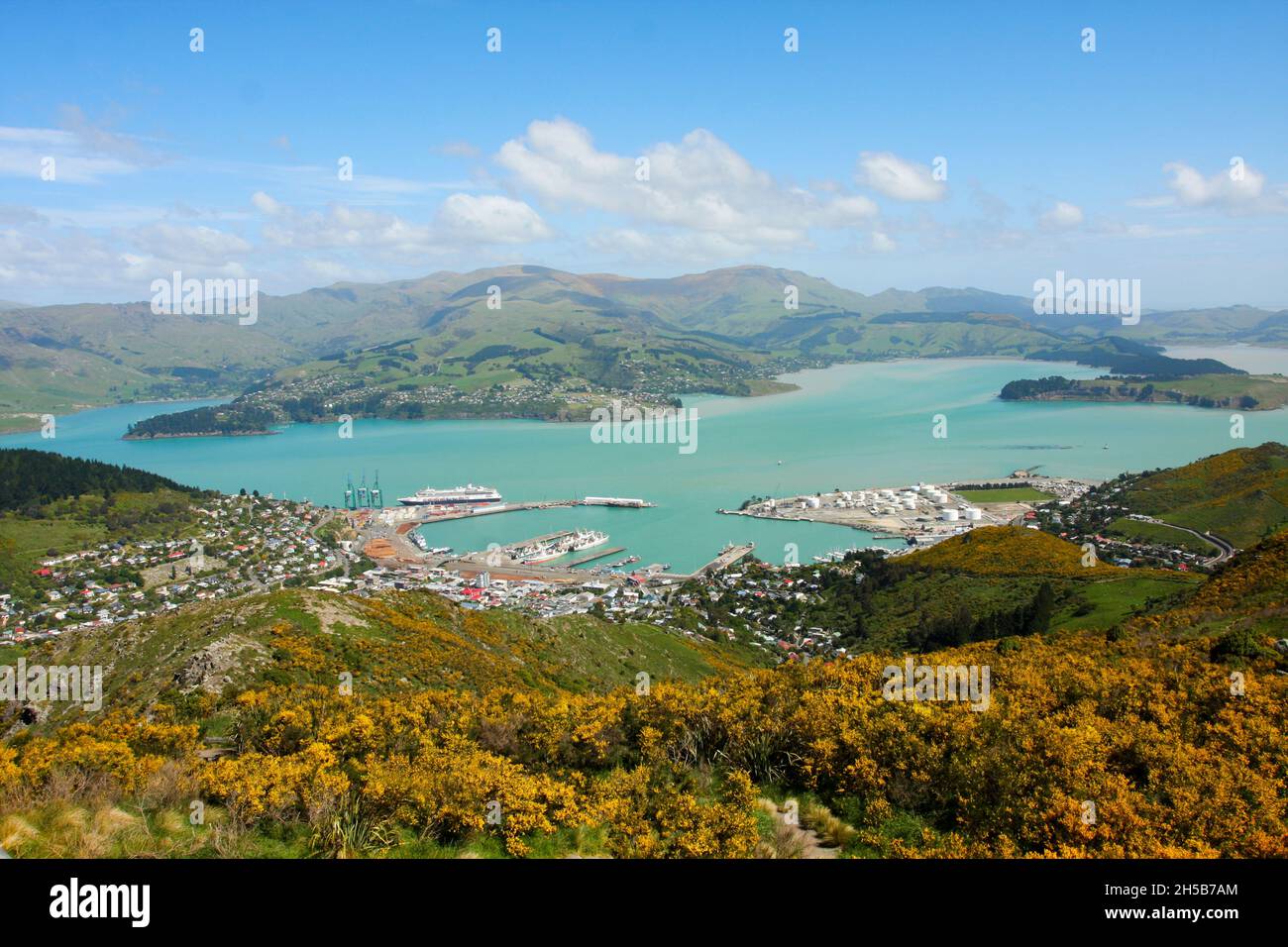 Lyttelton, Neuseeland. Hafen von Mount Pleasant gesehen Stockfoto