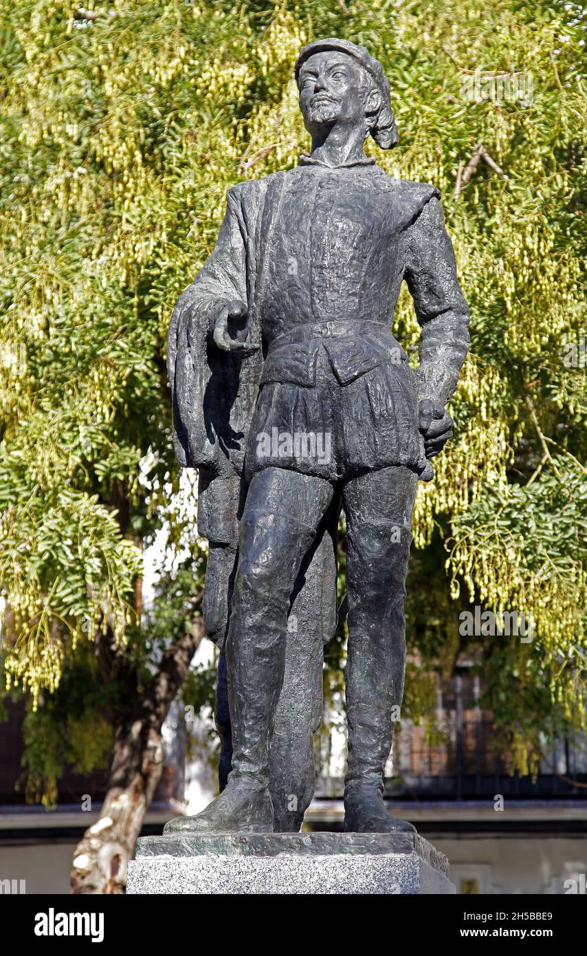 Statue von Don Juan alias Don Giovanni (italienisch) legendärer und fiktiver spanischer Libertine, der sein Leben verlockenden Frauen widmet.El burlador de Sevilla y convidado de piedra (der Trickster von Sevilla und der steinerne Gast) von Tirso de Molina.Episches Gedicht von Lord Byron Stockfoto