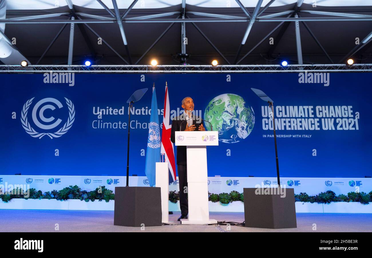 Glasgow, Schottland, Großbritannien. November 2021. Der ehemalige US-Präsident Barack Obama hält heute eine Rede vor den Delegierten auf der UN-Klimakonferenz COP26 in Glasgow. Iain Masterton/Alamy Live News. Stockfoto