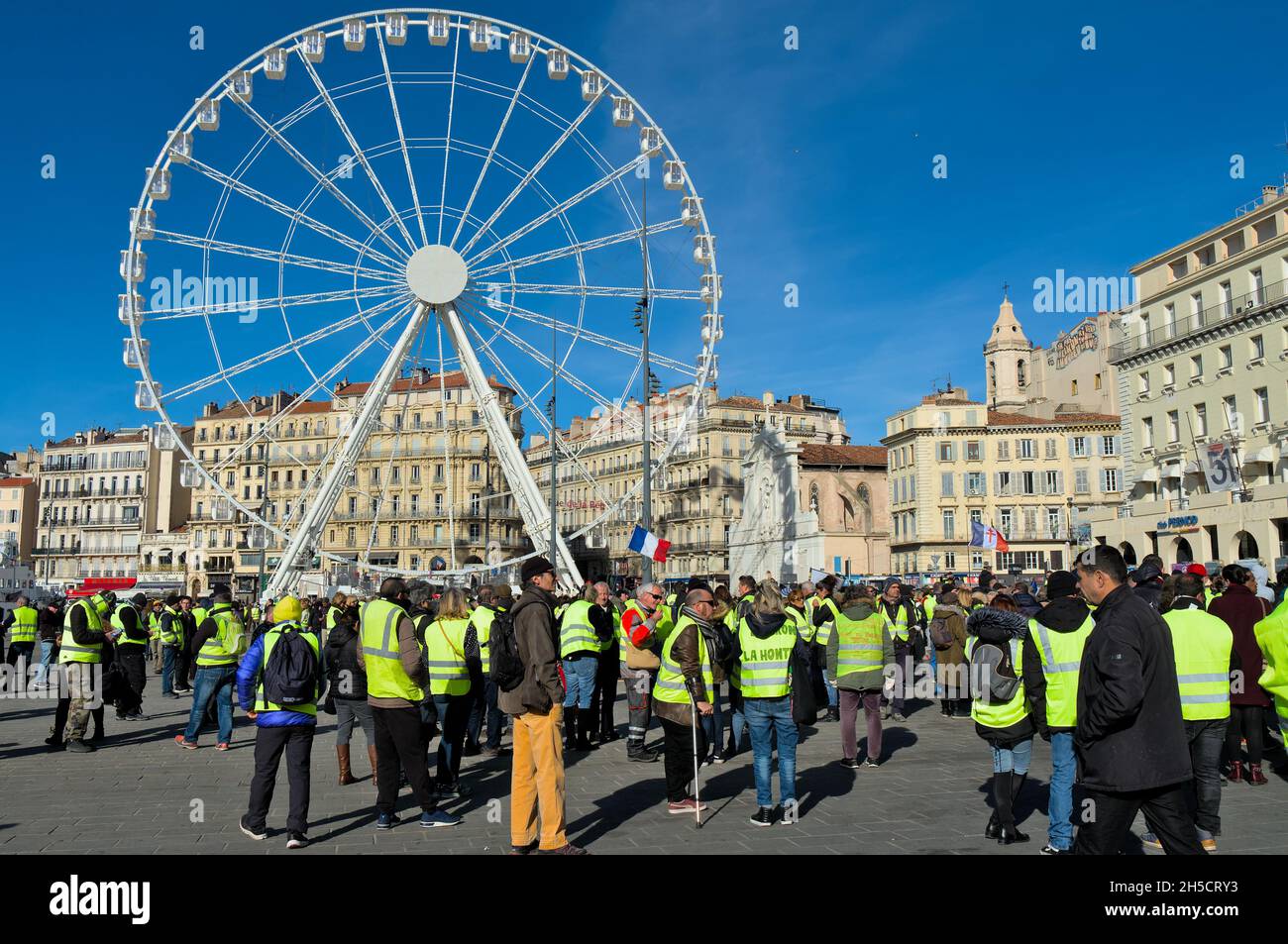 Yellow Jackets protestiert am 26. Januar 2019 im Vieux Port in Marseille, Frankreich Stockfoto