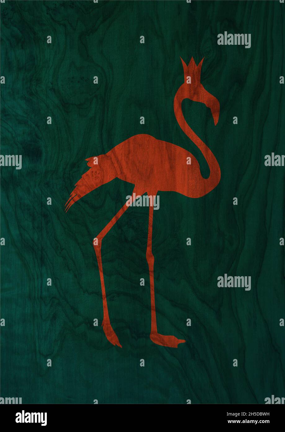 Fröhlicher König und roter Flamingo tragen Krone, dunkelgrünes und rotes minimalistisches Konzept, minimalistisches Konzept und Tierposter. Ästhetisches Poster mit starker Farbe. Stockfoto
